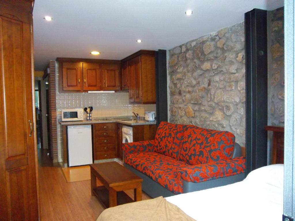 Apartamentos Entrepalacios Avilés Habitación foto