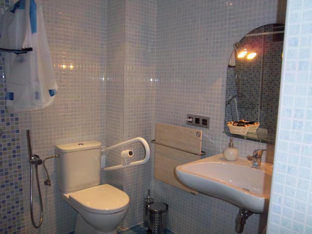Apartamentos Entrepalacios Avilés Habitación foto